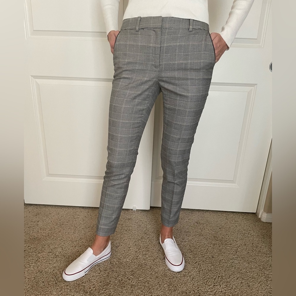 WHITE HOUSE BLACK MARKET pants
